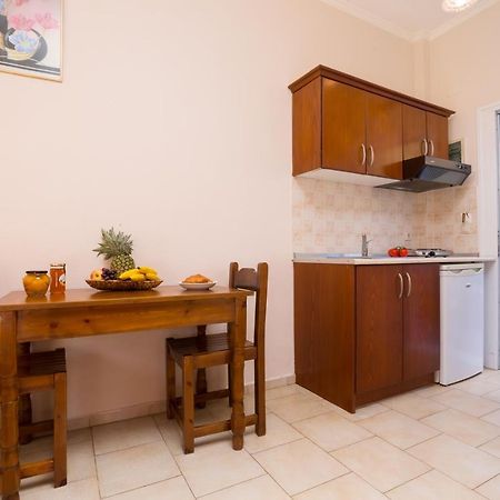 Odysseus Apartments By Hotelius Agios Gordios  Bagian luar foto