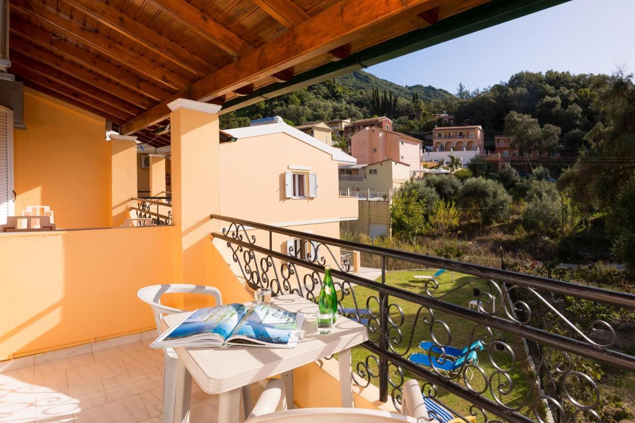 Odysseus Apartments By Hotelius Agios Gordios  Bagian luar foto