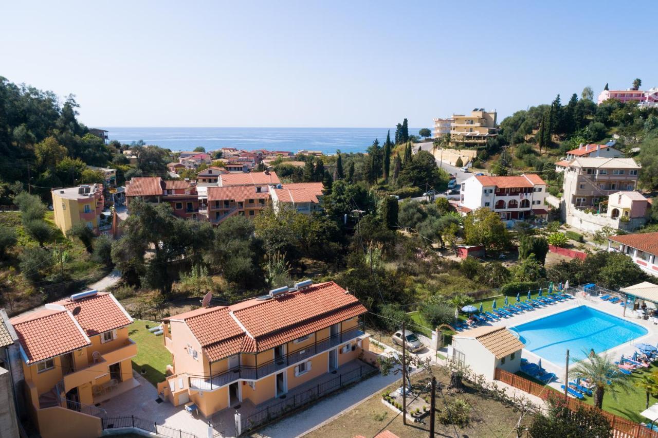 Odysseus Apartments By Hotelius Agios Gordios  Bagian luar foto